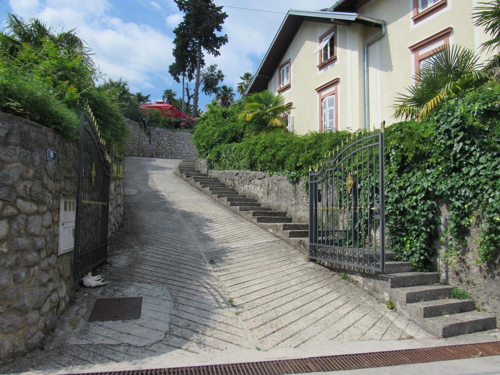 Apartments Darijana Opatija Buitenkant foto