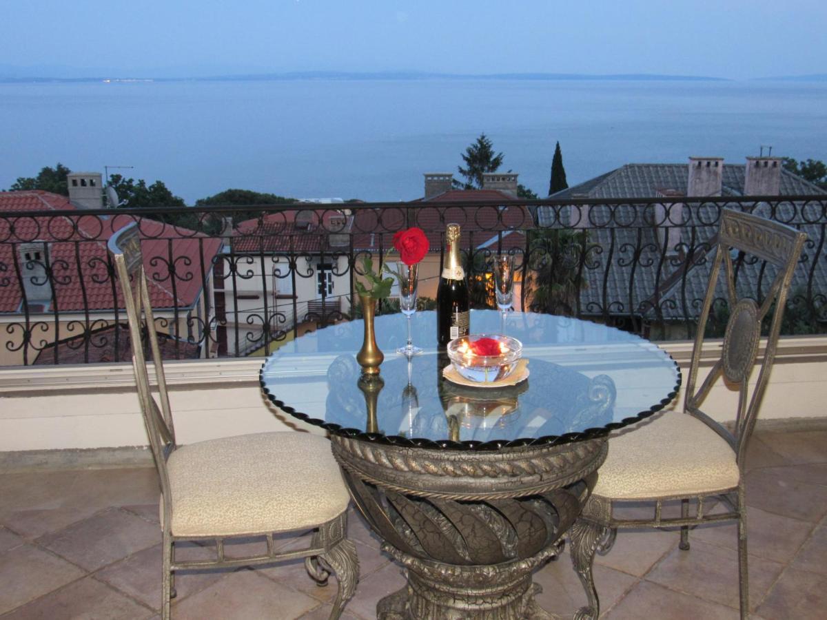Apartments Darijana Opatija Buitenkant foto